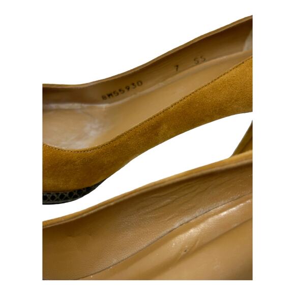 Stuart Weitzman Purist Camel Suede Reptile Skin Trim Heels Pumps Size 7 - Picture 7 of 14